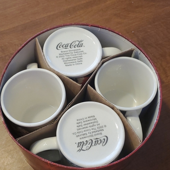 Set of Coca Cola Portrait Mugs | Style MV178X42X4 - Picture 2 of 3